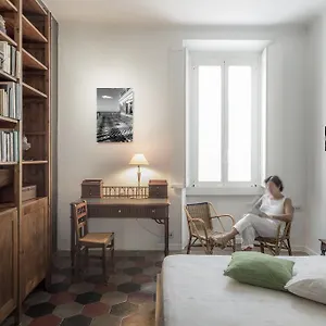 Typical Milanese Flat , Milán Italia