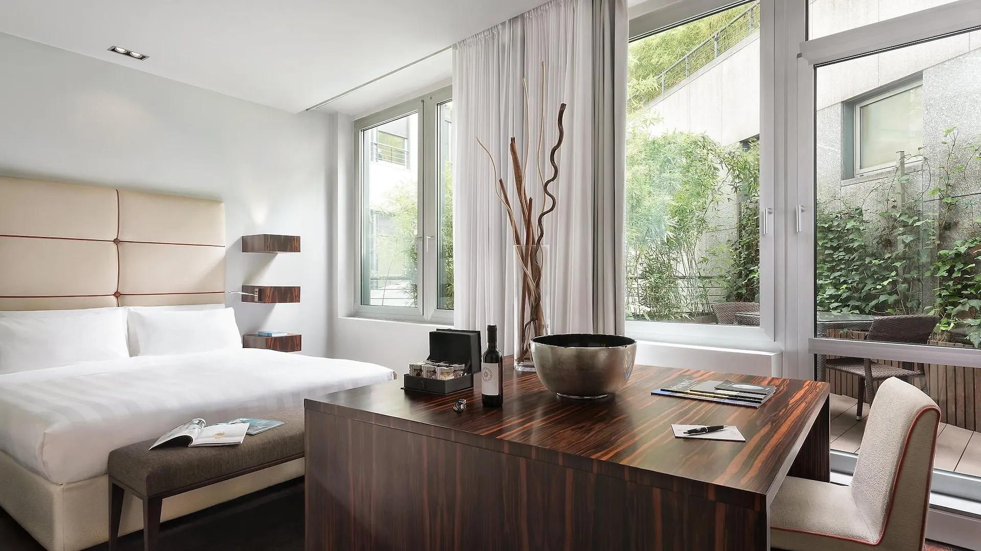 *****  Sina The Gray Hotel Milan Italy